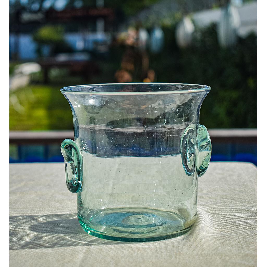 Straight Light Bucket